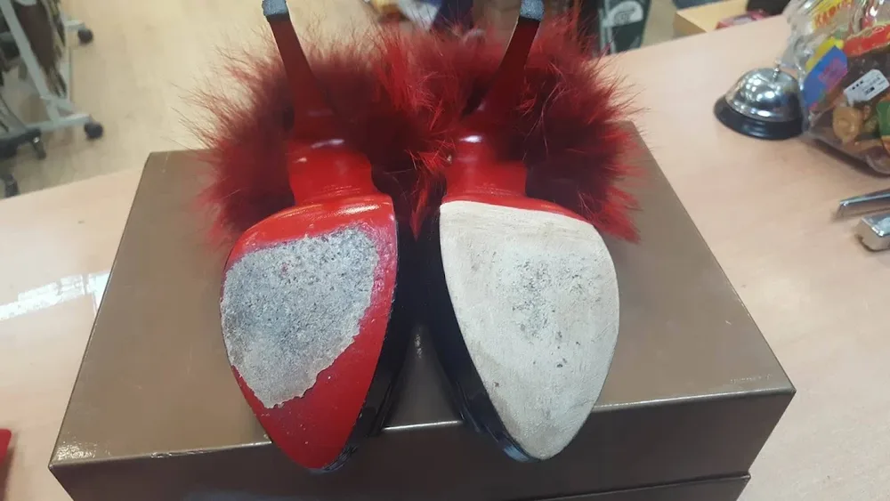 Cordonnerie Mazzoni Shoes Services Sarl