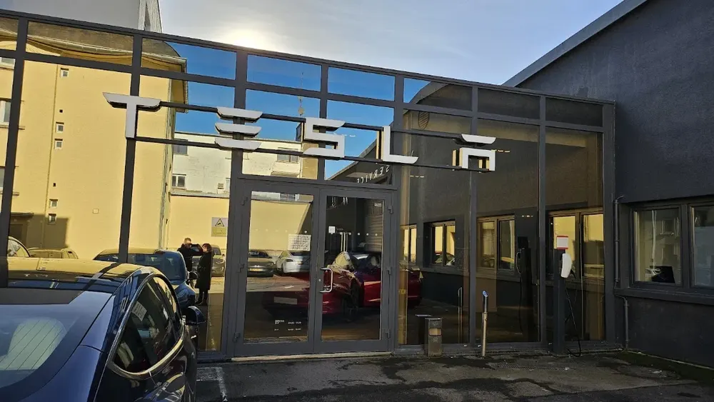 Tesla Center Luxembourg